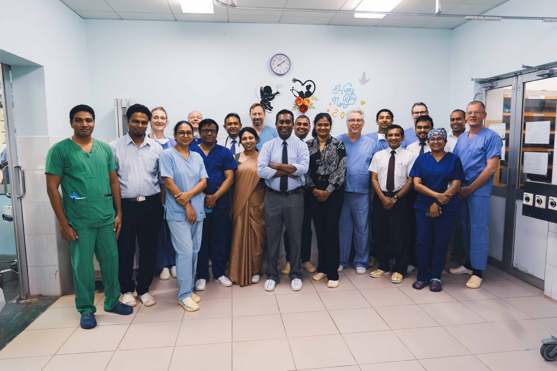 Team der MHH und des Lady Ridgeway Hospital in Colombo, Sri Lanka